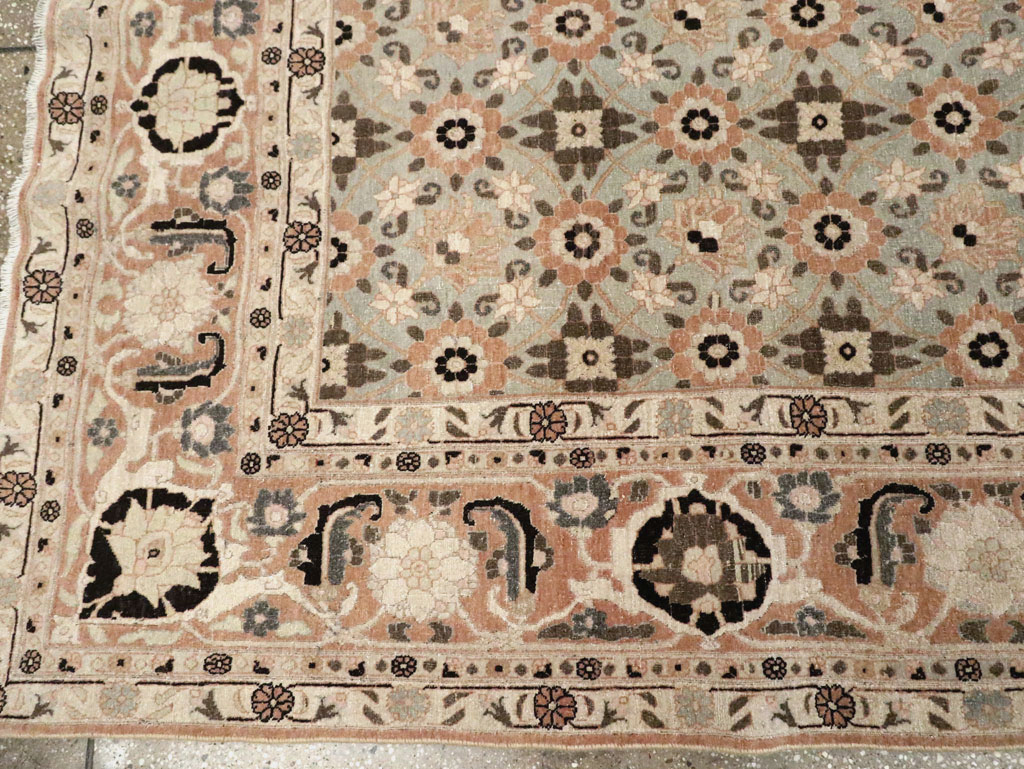 Vintage Persian Veramin Accent Carpet, No.26961 - Galerie Shabab