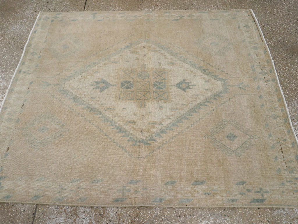 Vintage Persian Afshar Rug, No.26966 - Galerie Shabab