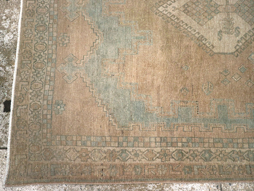 Vintage Persian Afshar Accent Rug, No.26971 - Galerie Shabab