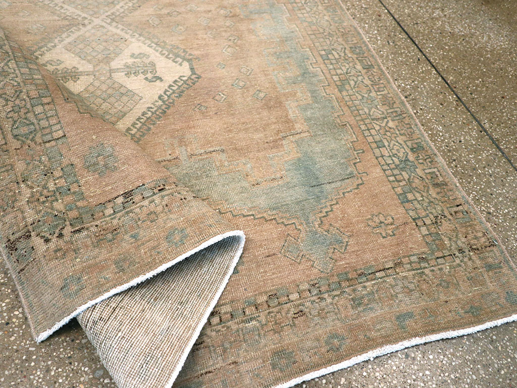 Vintage Persian Afshar Accent Rug, No.26971 - Galerie Shabab