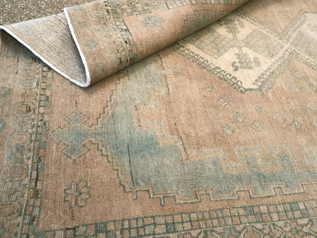 Vintage Persian Afshar Accent Rug, No.26971 - Galerie Shabab