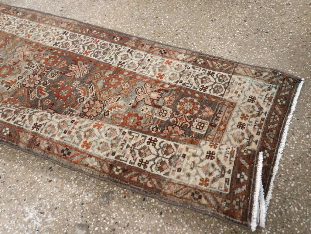 Antique Persian Malayer Runner, No.26974 - Galerie Shabab