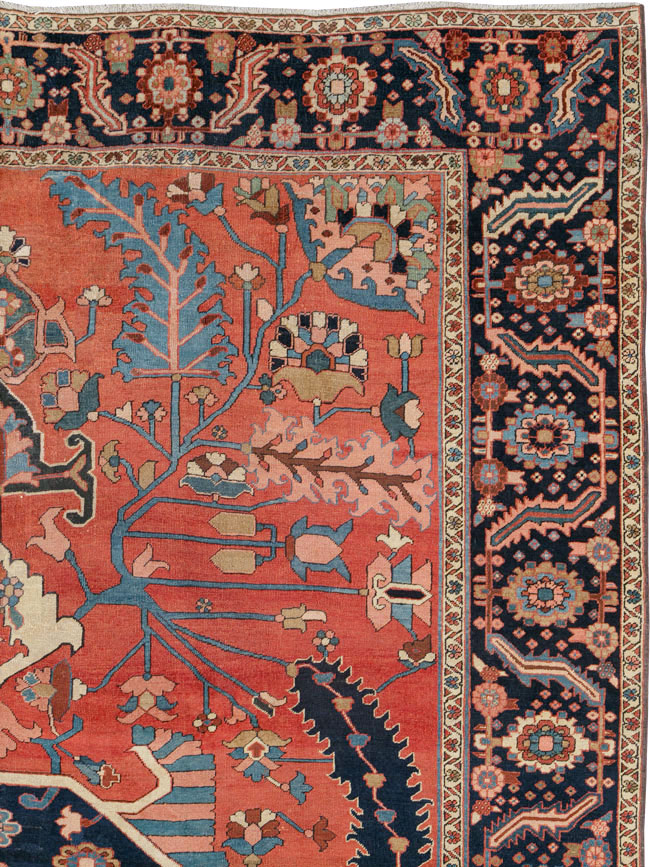Antique Persian Serapi Rug, No.26975 - Galerie Shabab