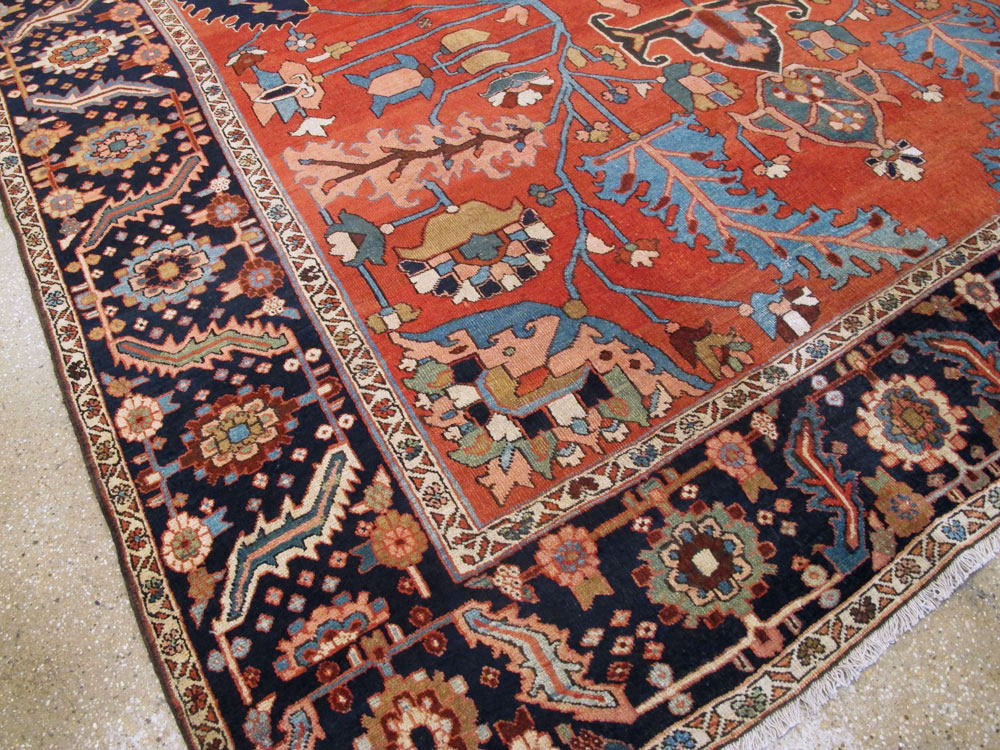 Antique Persian Serapi Rug, No.26975 - Galerie Shabab
