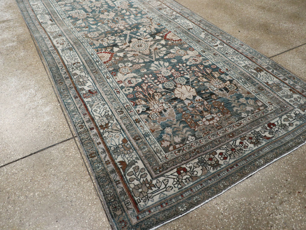 Antique Persian Malayer Wide Gallery Runner, No.26978 - Galerie Shabab