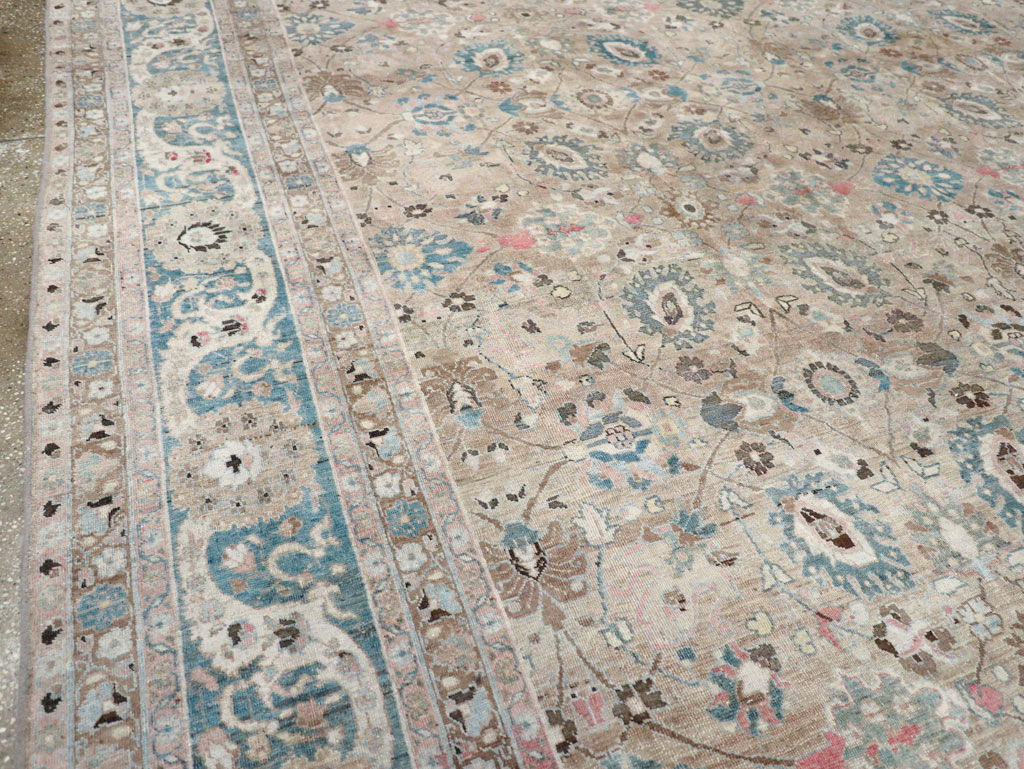 Antique Persian Tabriz Carpet, No.26979 - Galerie Shabab