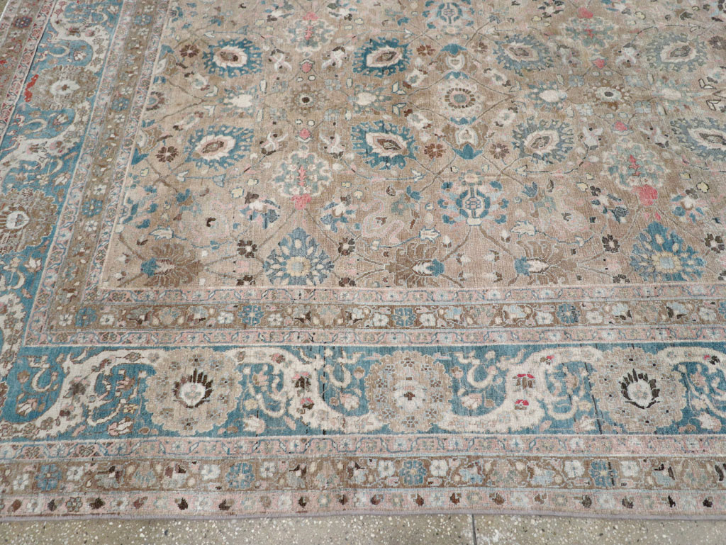 Antique Persian Tabriz Carpet, No.26979 - Galerie Shabab