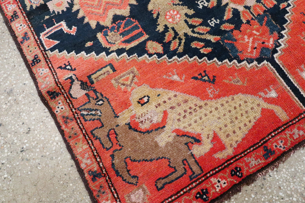 Antique Persian Kurdish Pictorial Rug, No.26983 - Galerie Shabab