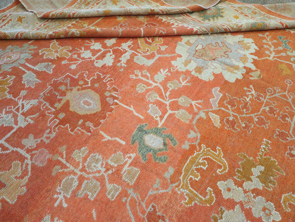 Antique Turkish Oushak Large Carpet, No.26986 - Galerie Shabab