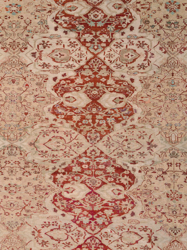 Antique Persian Sultanabad Carpet, No.26997 - Galerie Shabab