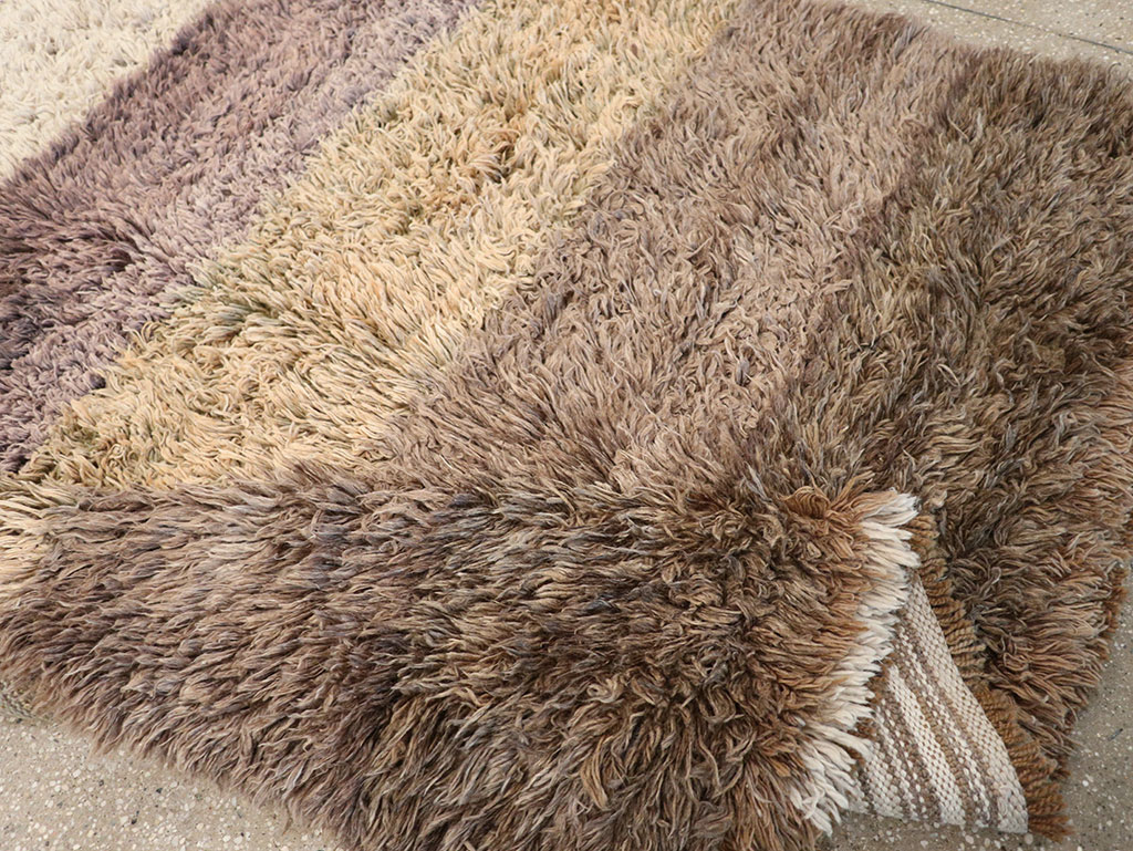 Vintage Moroccan Accent Rug, No.27001 - Galerie Shabab