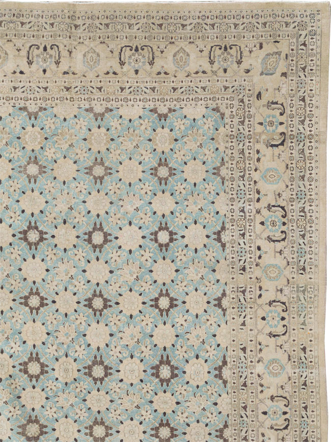 Vintage Persian Mashad Square Carpet, No.27004 - Galerie Shabab