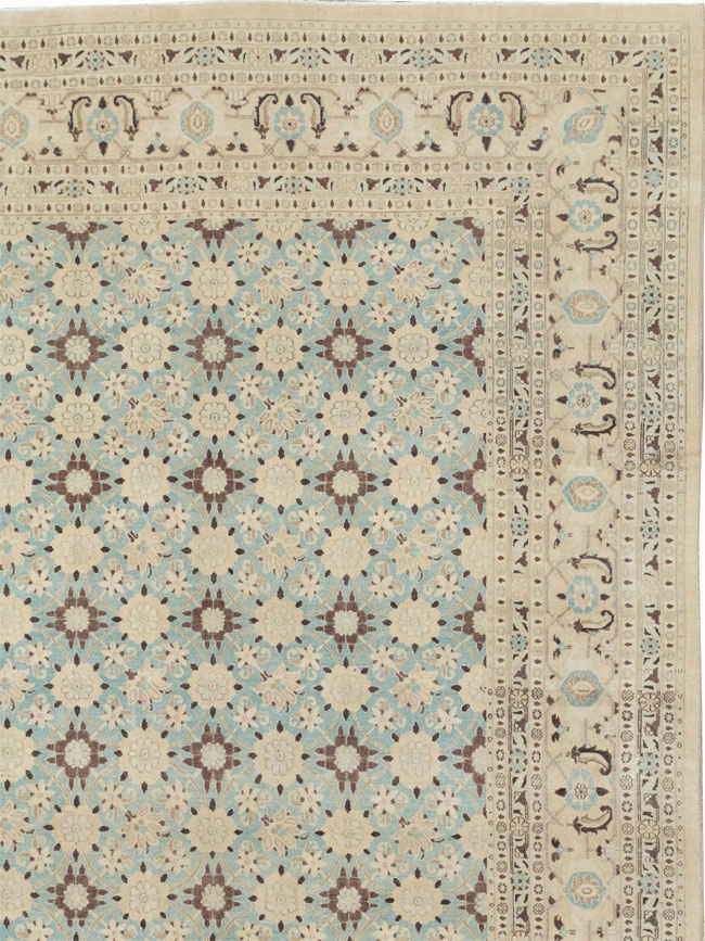Vintage Persian Mashad Square Carpet, No.27004 - Galerie Shabab