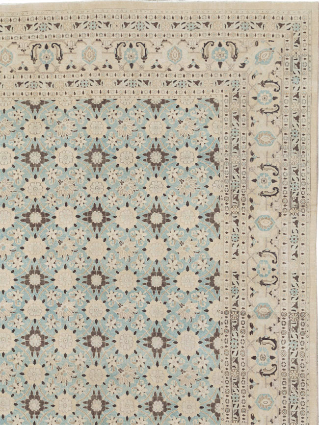 Vintage Persian Mashad Square Carpet, No.27004 - Galerie Shabab
