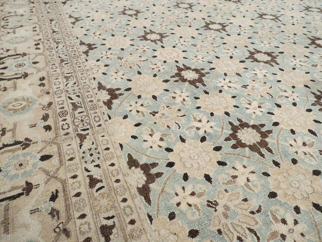 Vintage Persian Mashad Square Carpet, No.27004 - Galerie Shabab