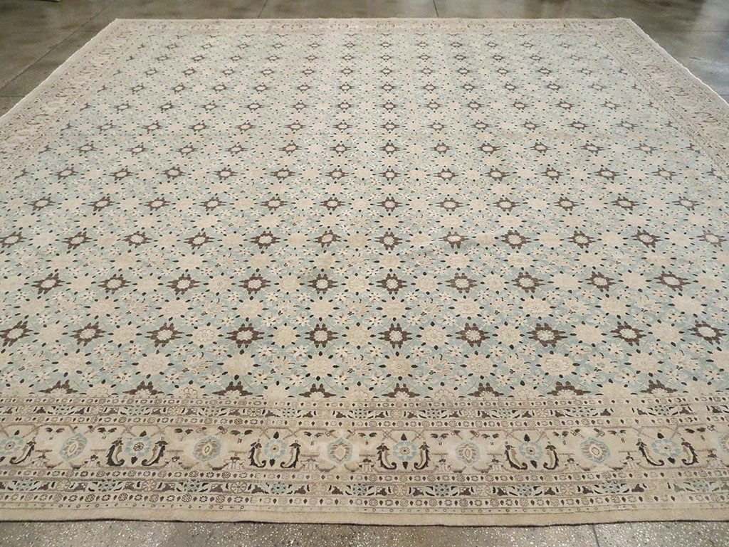 Vintage Persian Mashad Square Carpet, No.27004 - Galerie Shabab