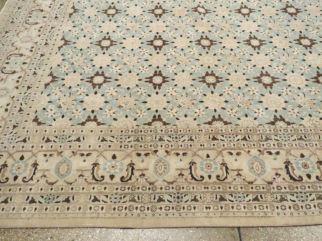 Vintage Persian Mashad Square Carpet, No.27004 - Galerie Shabab