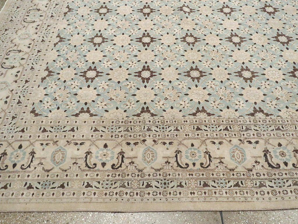 Vintage Persian Mashad Square Carpet, No.27004 - Galerie Shabab