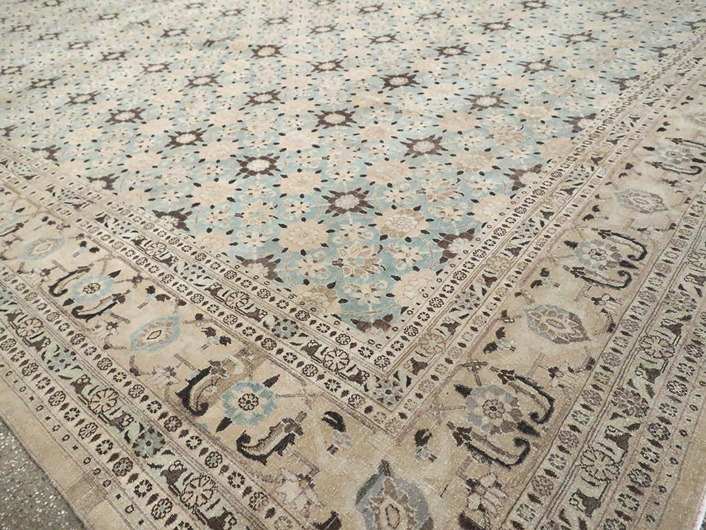 Vintage Persian Mashad Square Carpet, No.27004 - Galerie Shabab