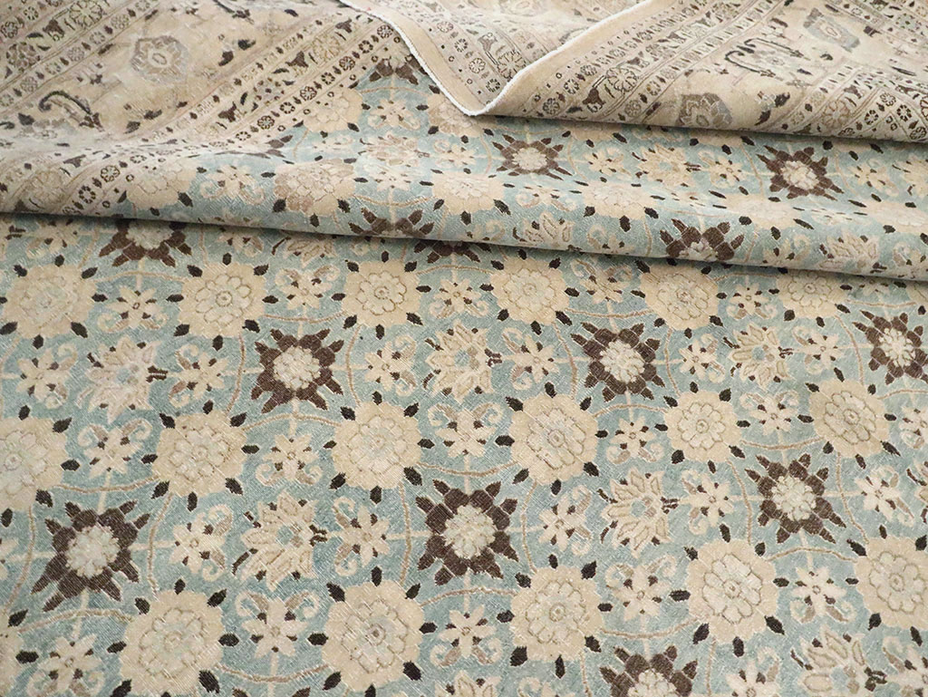 Vintage Persian Mashad Square Carpet, No.27004 - Galerie Shabab