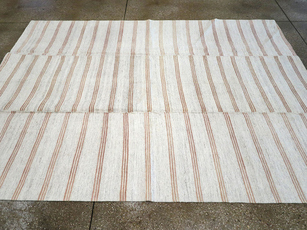 Vintage Turkish Flatweave Kilim Accent Rug, No.27007 - Galerie Shabab