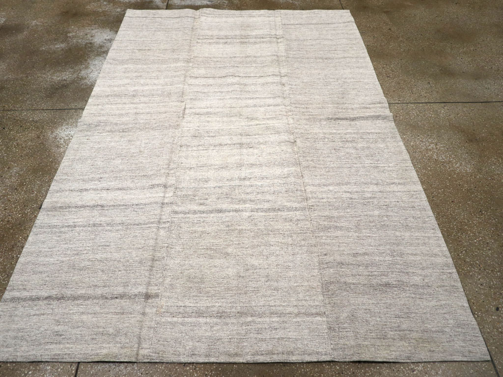 Vintage Turkish Flatweave Kilim Accent Rug, No.27011 - Galerie Shabab