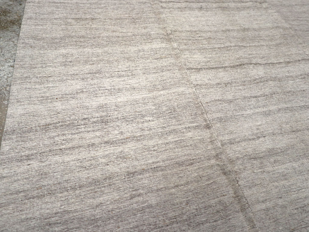 Vintage Turkish Flatweave Kilim Accent Rug, No.27011 - Galerie Shabab