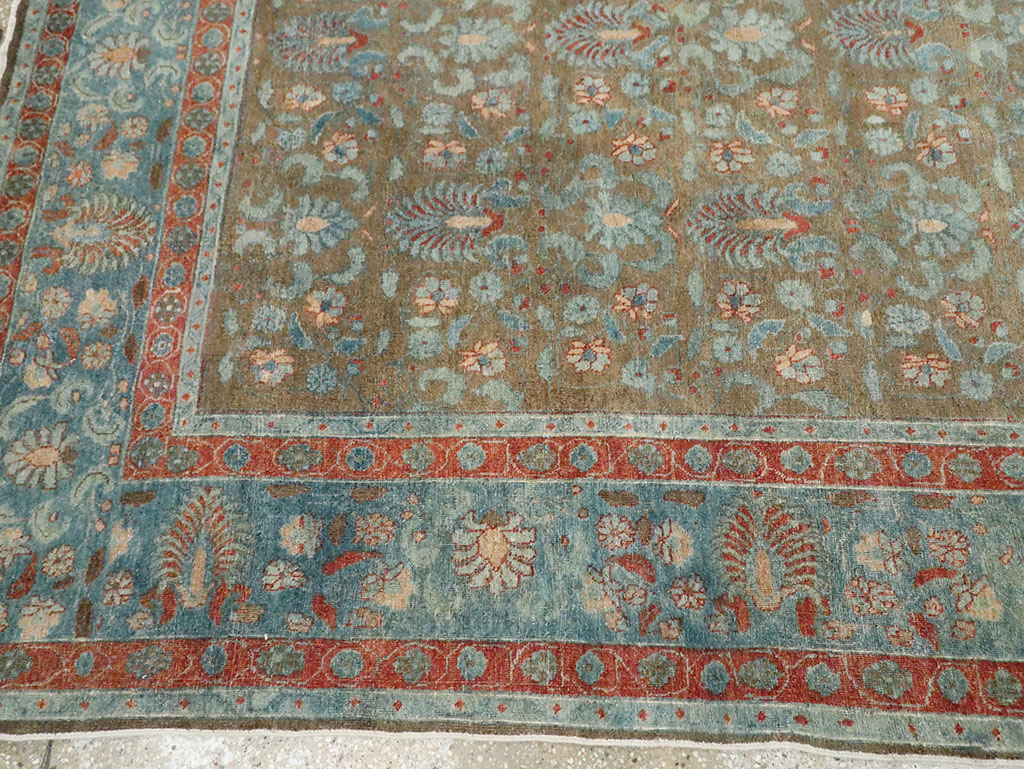 Antique Persian Tabriz Carpet, No.27022 - Galerie Shabab