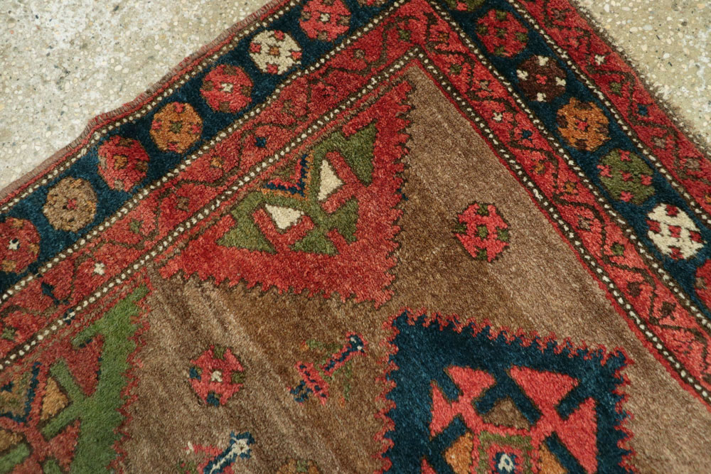 Antique Persian Serab Small Accent Rug, No.27023 - Galerie Shabab