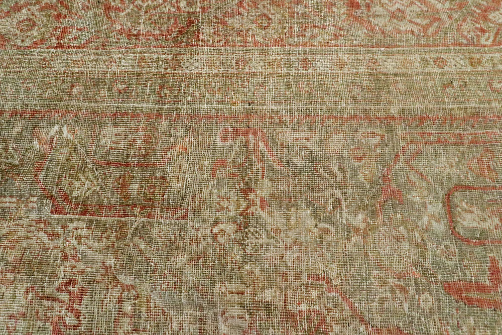 Antique Persian Mahal Distressed Carpet, No.27025 - Galerie Shabab