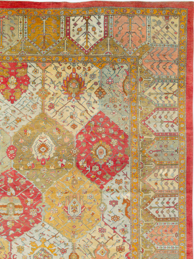 Antique Turkish Oushak Carpet, No.27028 - Galerie Shabab