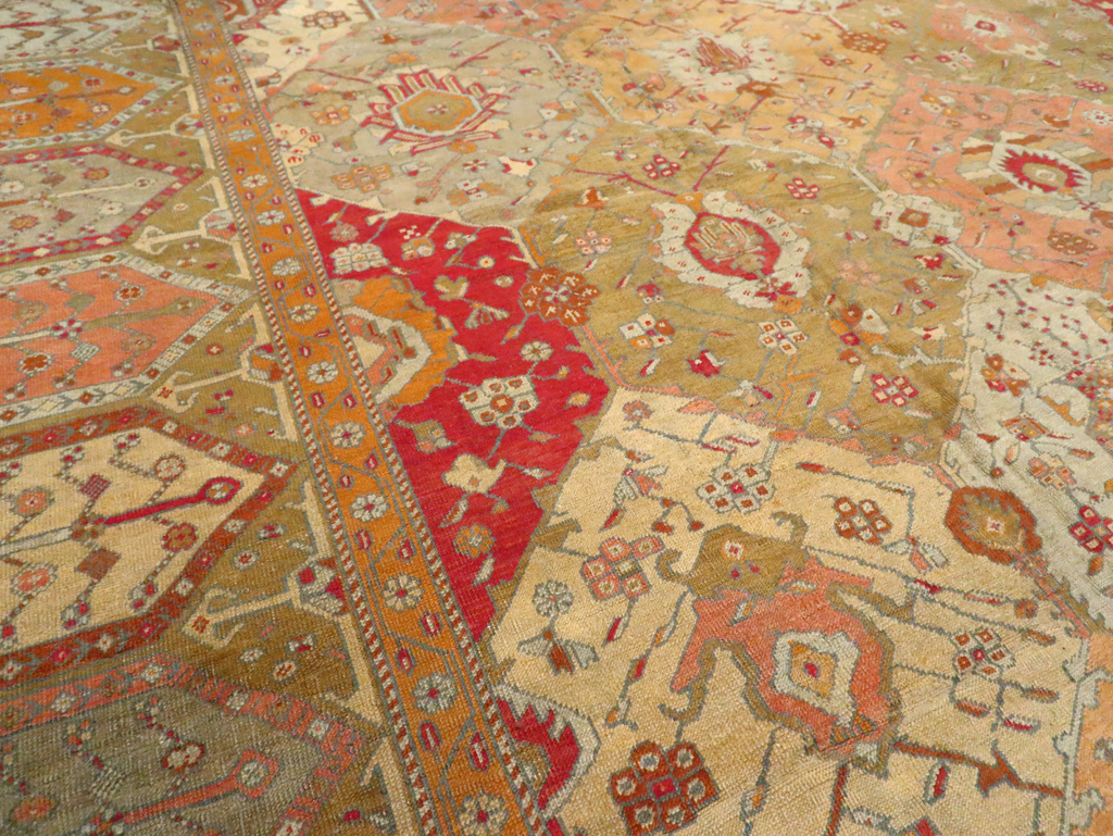 Antique Turkish Oushak Carpet, No.27028 - Galerie Shabab