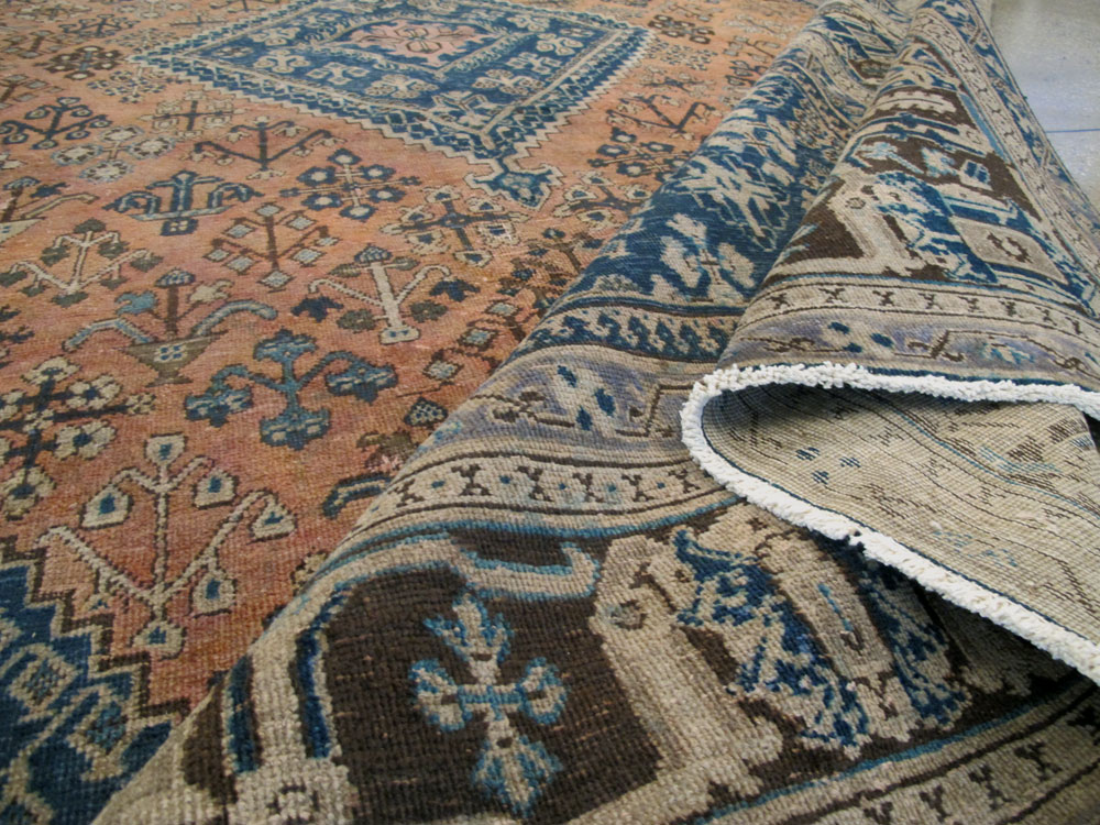 Antique Persian Joshegan Rug, No.27031 - Galerie Shabab