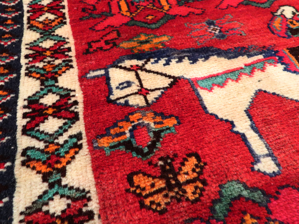 Vintage Persian Hamadan Pictorial Rug, No.27048 - Galerie Shabab