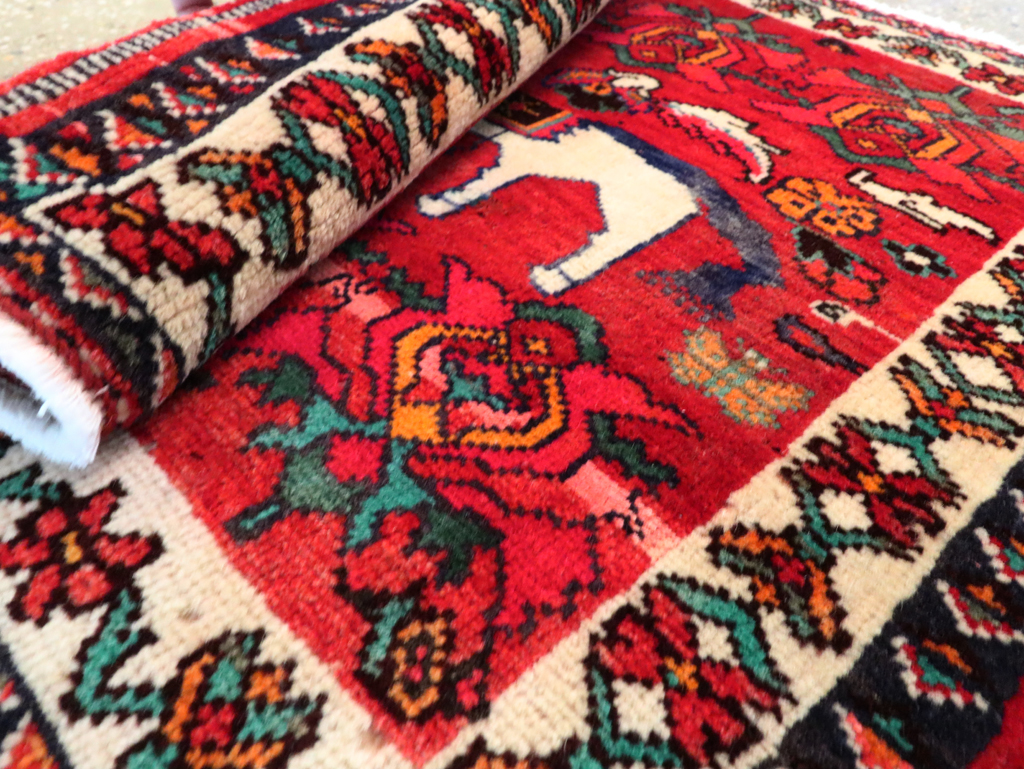 Vintage Persian Hamadan Pictorial Rug, No.27048 - Galerie Shabab