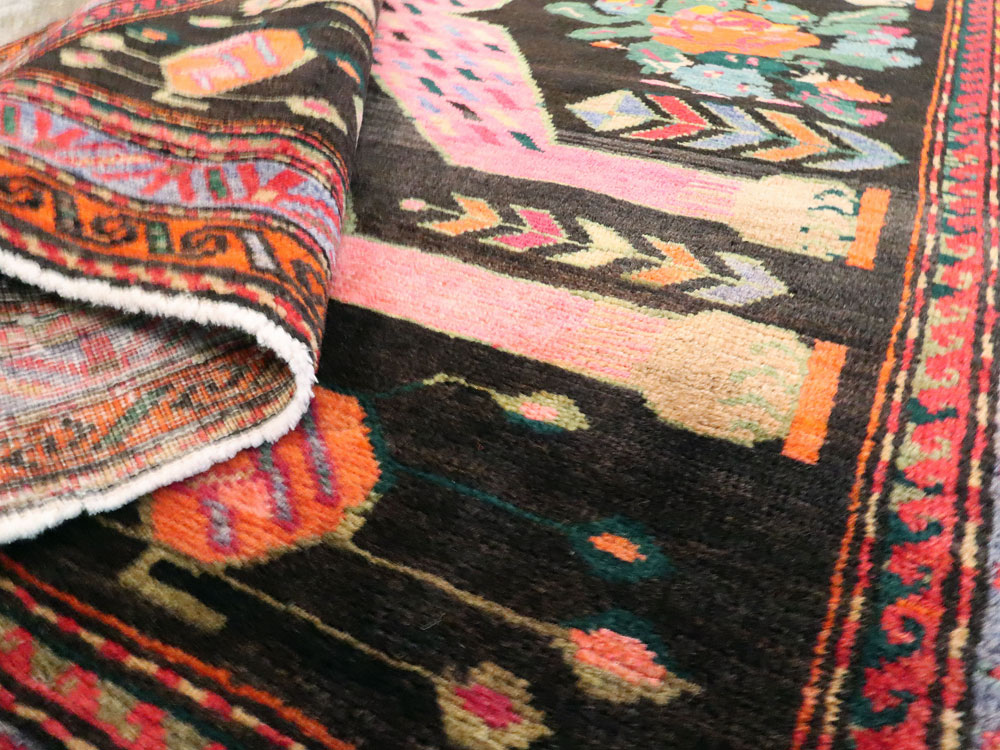 Antique Caucasian Karabagh Pictorial Rug, No.27061 - Galerie Shabab