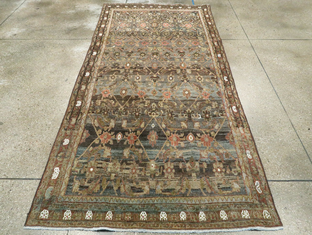 Antique Persian Mahal Gallery Rug, No.27066 - Galerie Shabab