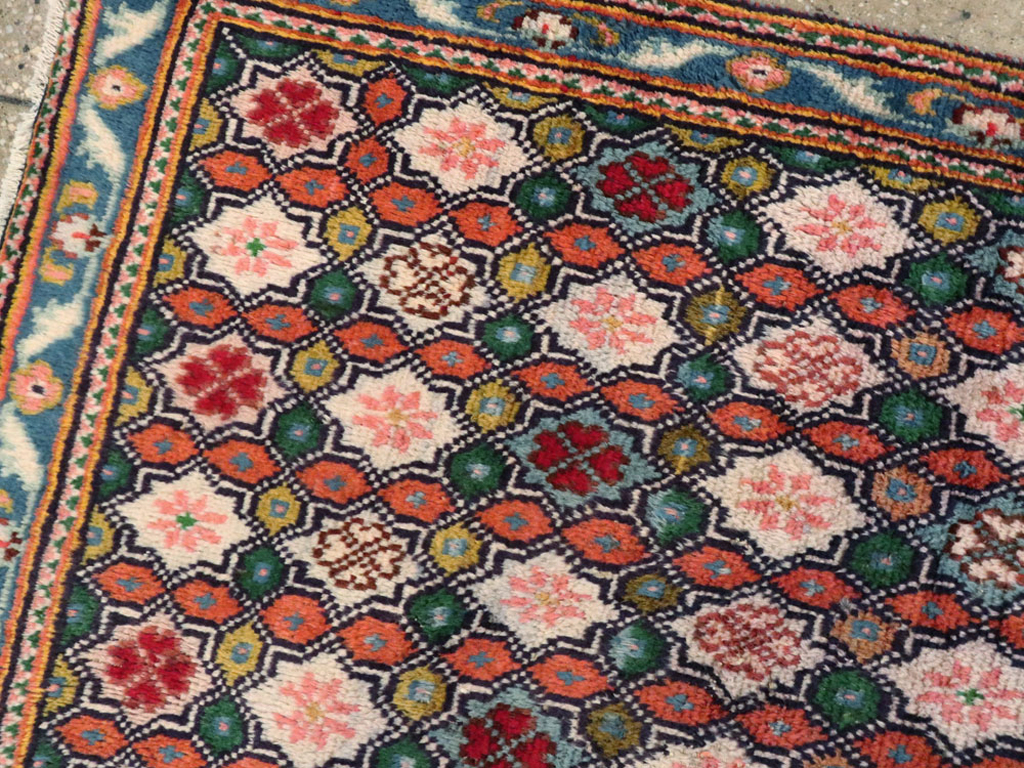 Vintage Persian Hamadan Rug, No.27085 - Galerie Shabab