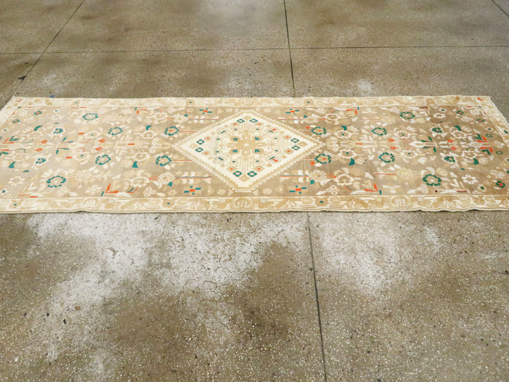 Vintage Persian Malayer Runner, No.27101 - Galerie Shabab