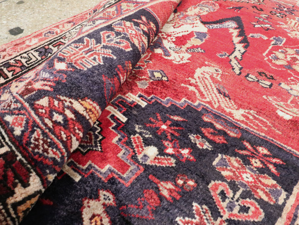 Vintage Persian Hamadan Pictorial Rug, No.27102 - Galerie Shabab