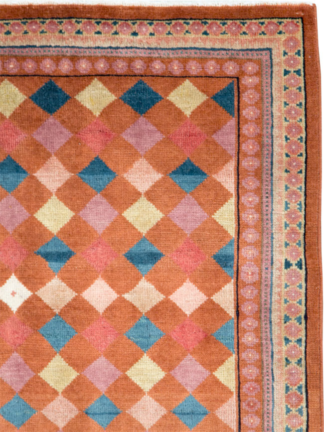 Vintage Persian Mahal Square Throw Rug, No.27104 - Galerie Shabab