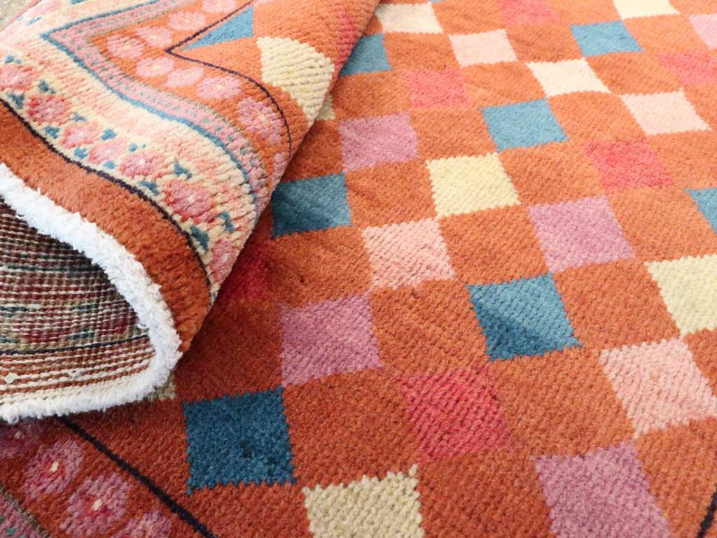 Vintage Persian Mahal Square Throw Rug, No.27104 - Galerie Shabab