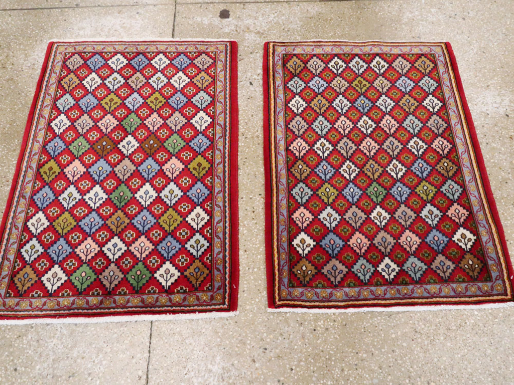 Vintage Persian Kashan Throw Rug (Pair: 1 of 2), No.27115 - Galerie Shabab