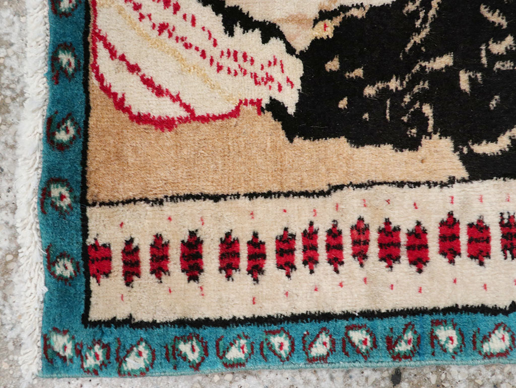 Vintage Persian Tabriz Pictorial Throw Rug, No.27118 - Galerie Shabab