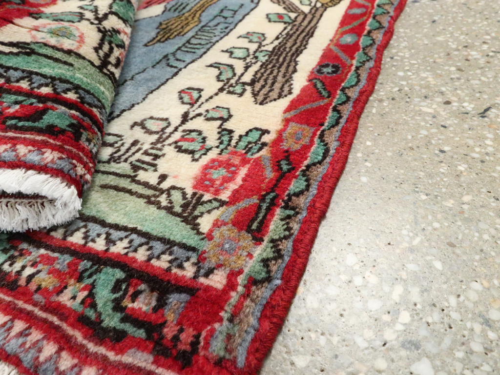 Vintage Persian Hamadan Pictorial Rug, No.27123 - Galerie Shabab