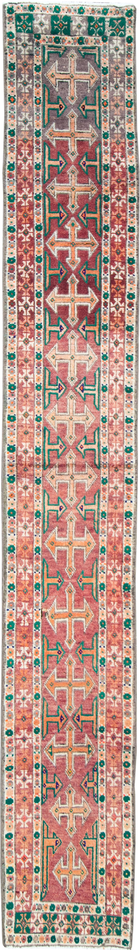 Vintage Persian Hamadan Runner, No.27127 - Galerie Shabab