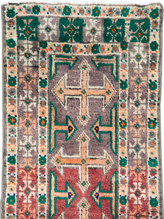 Vintage Persian Hamadan Runner, No.27127 - Galerie Shabab