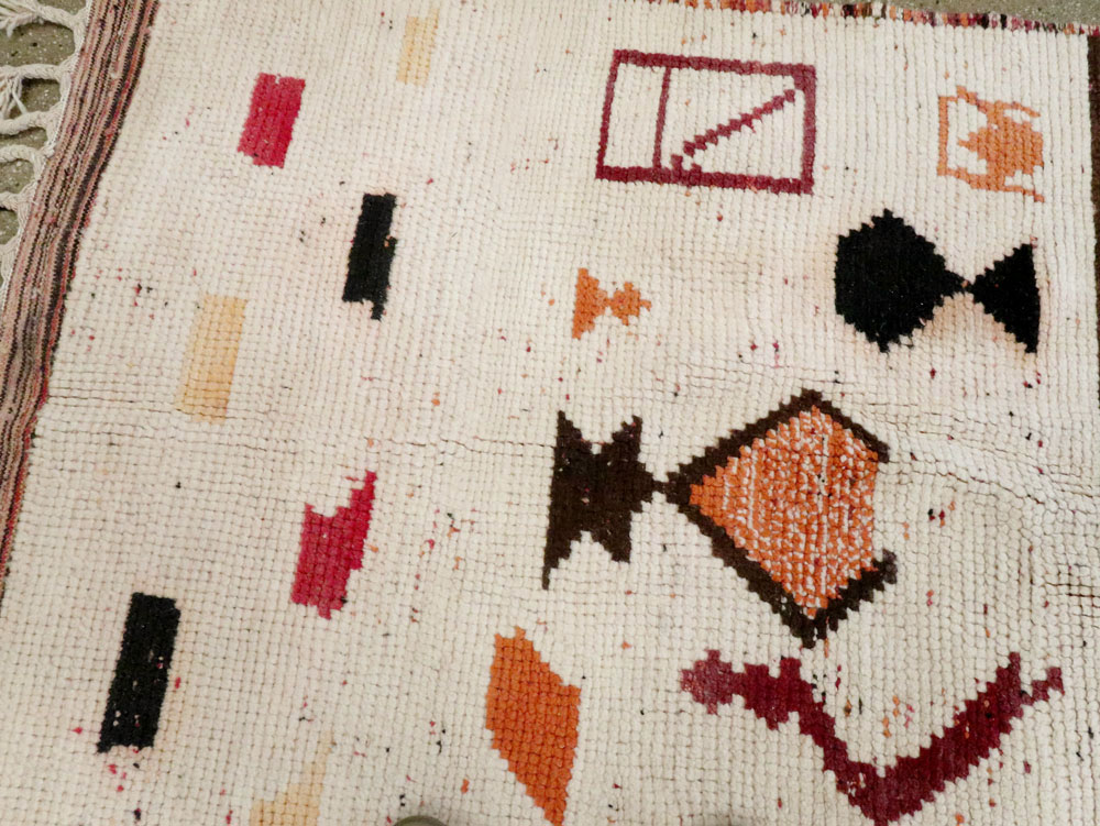 Modern Moroccan Carpet, No.27131 - Galerie Shabab