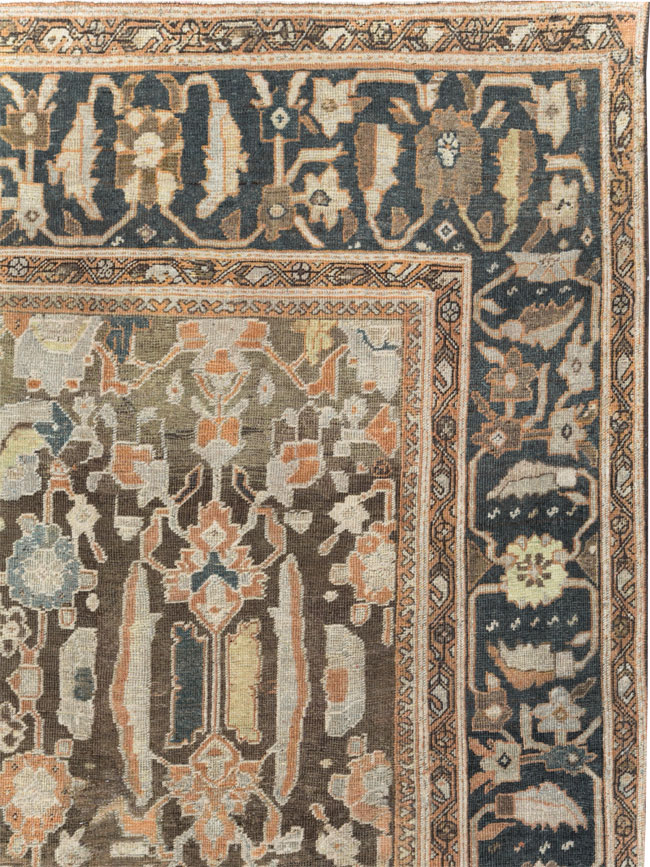 Antique Persian Mahal Room Size Carpet, No.27144 - Galerie Shabab