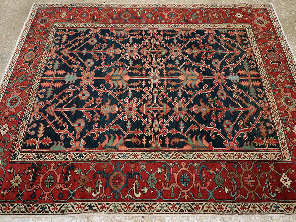 Antique Persian Heriz Rug, No.27145 - Galerie Shabab